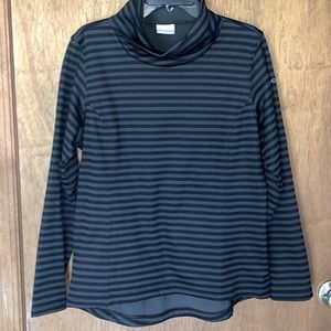 Columbia active top size large, black, and gray stripes
